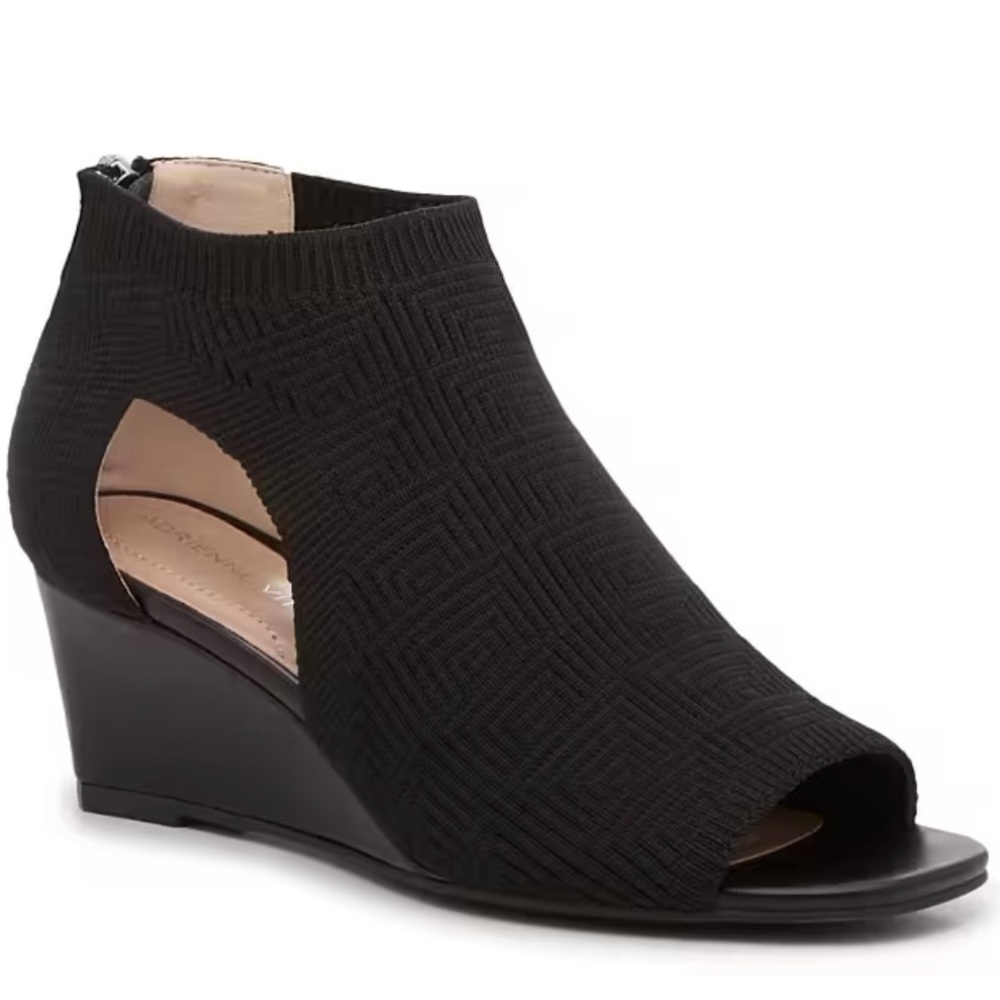 NWOT Adrienne Vittadini Black Wedge Shoes